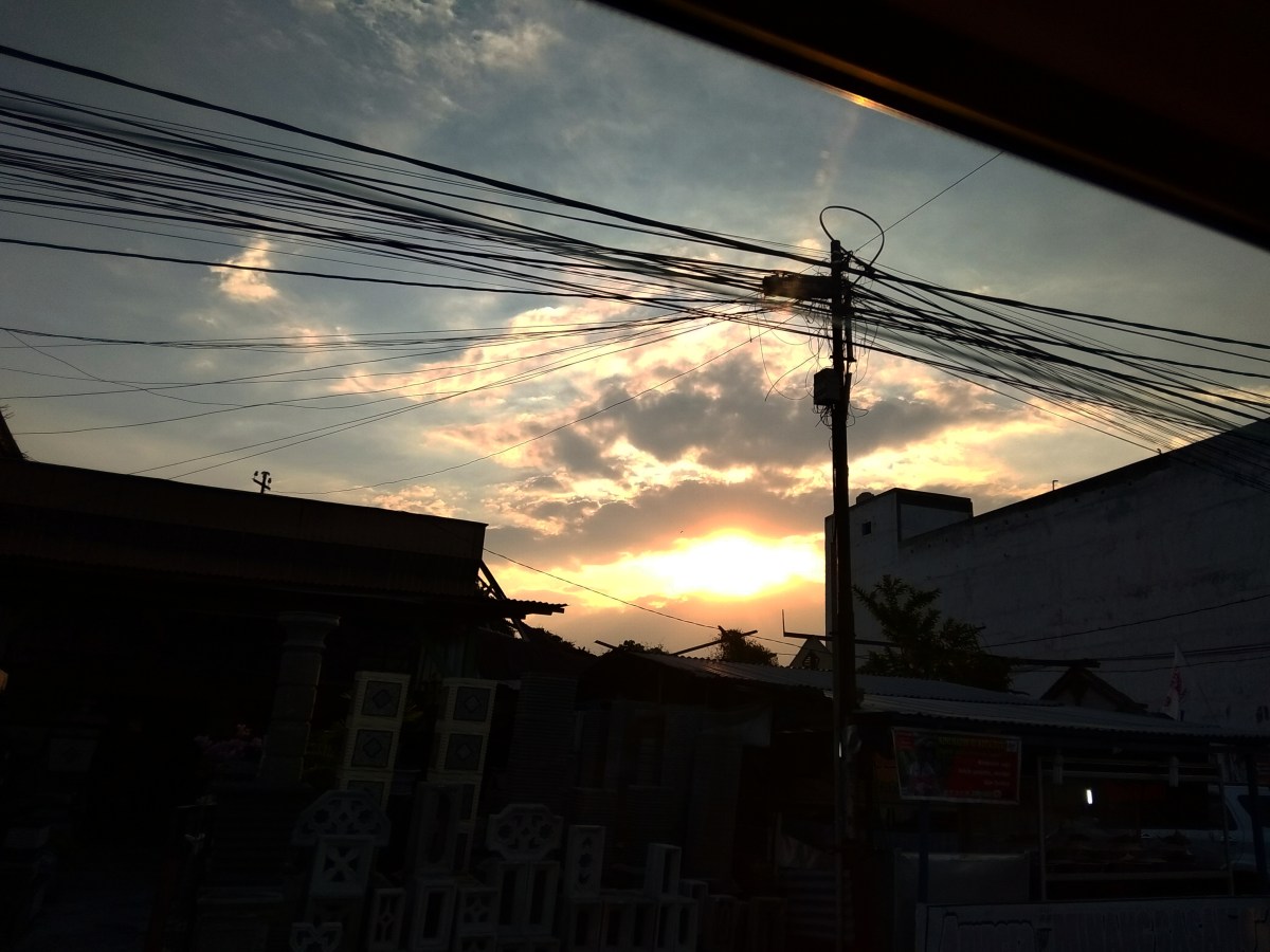 Puisi Kehilangan –&nbsp;Mentariku